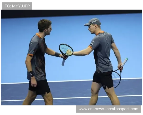 英国网球公开赛决赛精彩纷呈,伍兹再度夺冠,英国网球选手